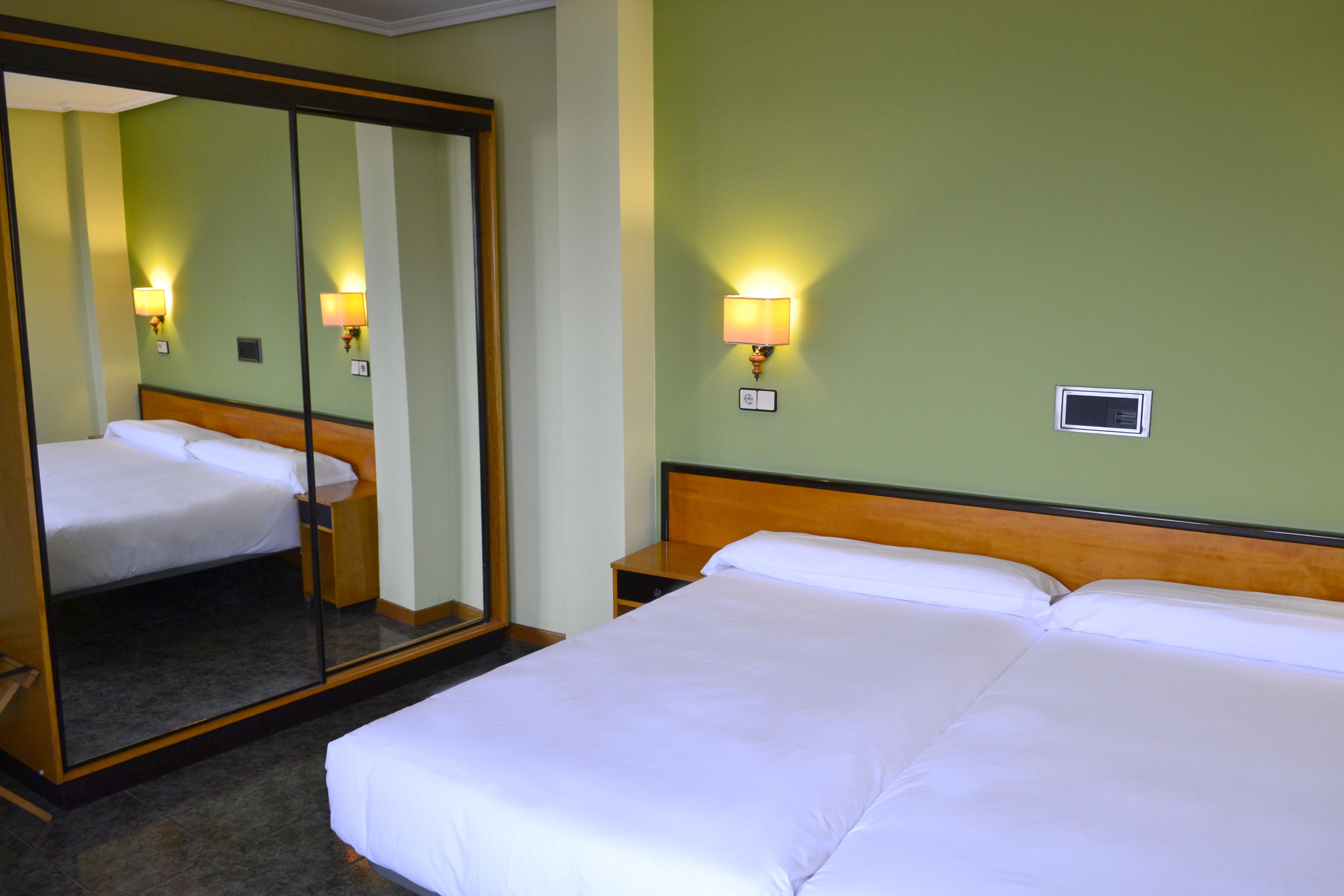 Hotel Alda Pasaje 3*